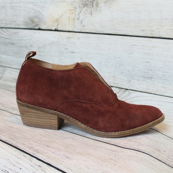 NEW Lucky Fimberly Booties in Sable Rust Suede 7 - Picture 4 of 6